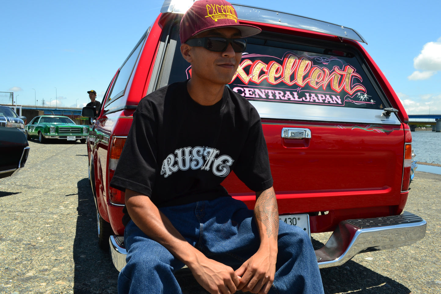 "RUSTIC" Tee
